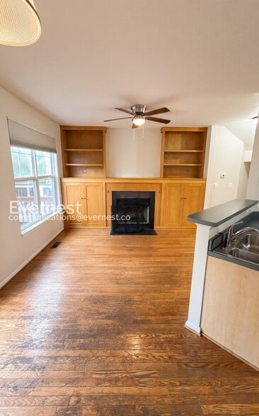 Building Photo - 13422 Burrough Farm Dr