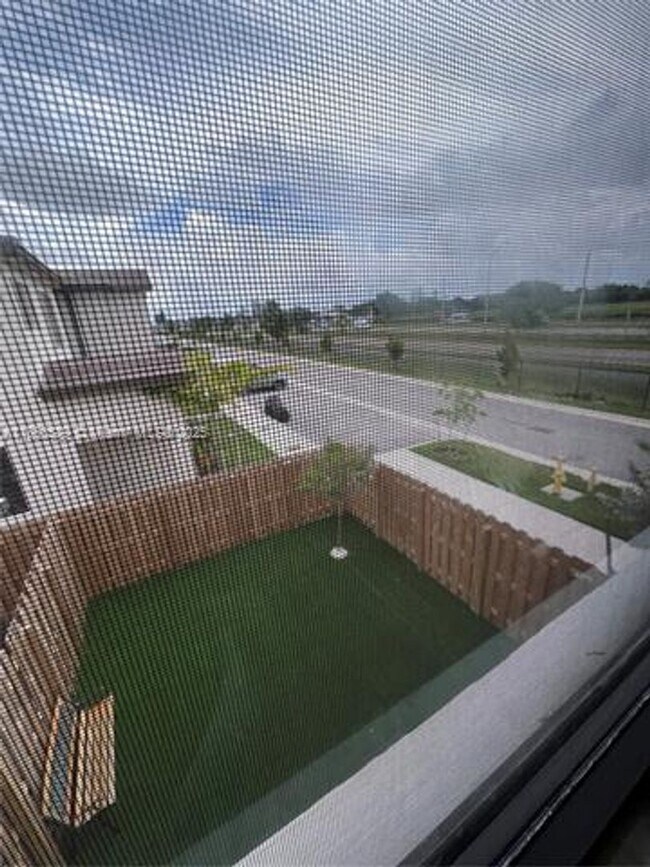 Building Photo - 12725 SW 234th Ter