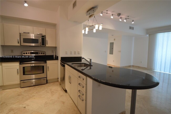 Building Photo - 7275 SW 89th St