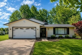 Building Photo - 8806 Norwood Dr