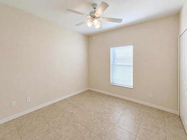 Building Photo - 26172 Explorer Rd