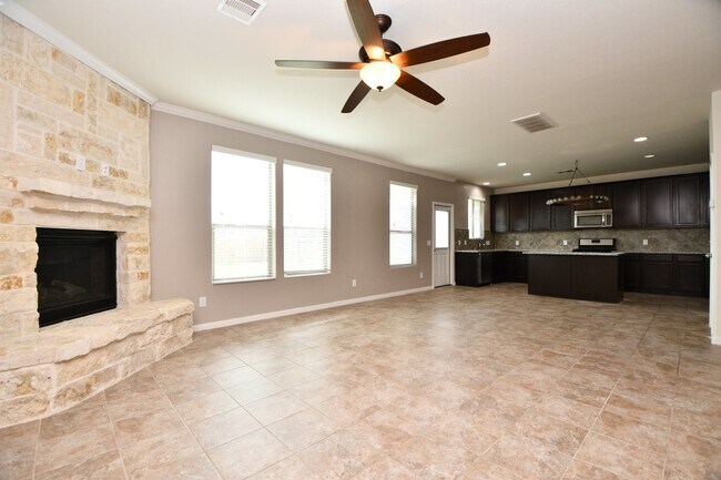 Building Photo - 20023 Linden Spruce Ln