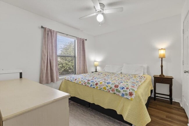 Building Photo - 304 Cordero Dr