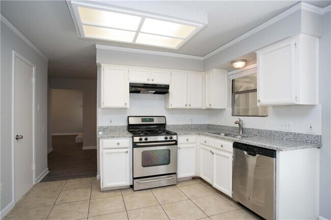 Building Photo - 5401 Loadstone Cove