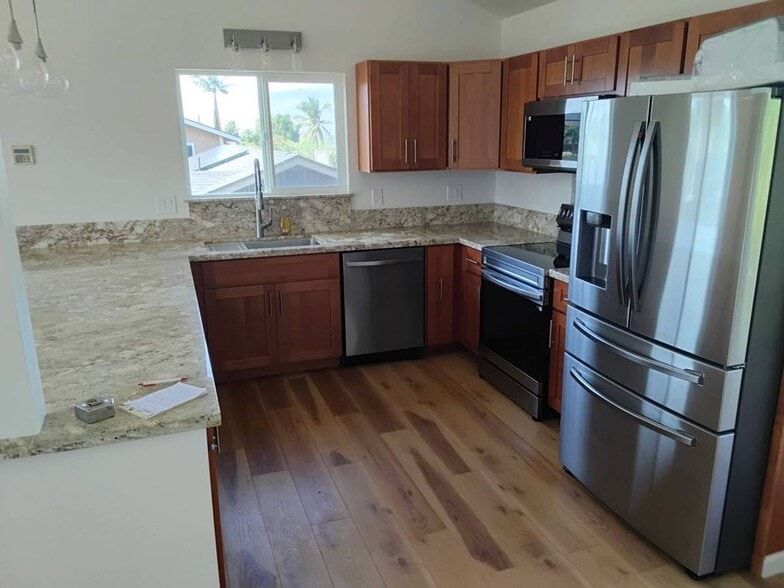 Building Photo - 495 Kaiolohia St