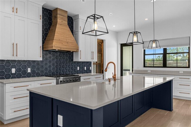 Building Photo - 1814 Barker Dr