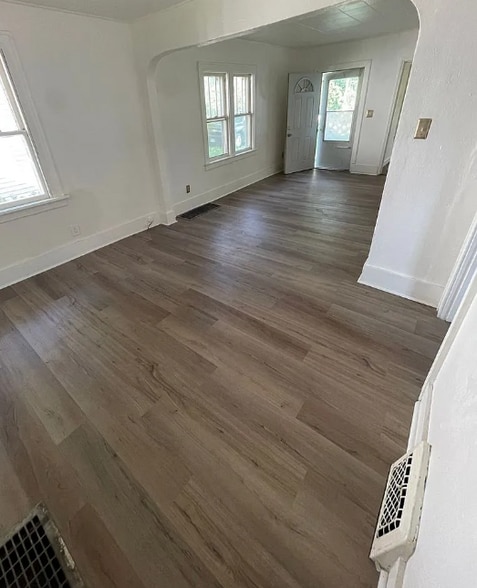 Building Photo - 2902 Peters Ave