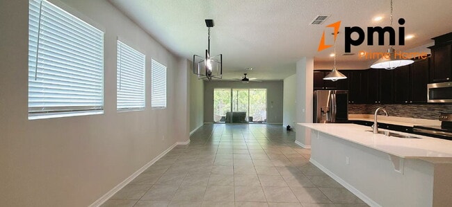 Building Photo - 17948 Passionflower Cir