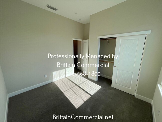 Building Photo - Now Leasing!! Gorgeous 3bd/2ba Single Story Home In Rocklin!