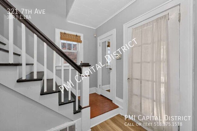 Building Photo - 321 7th Ave