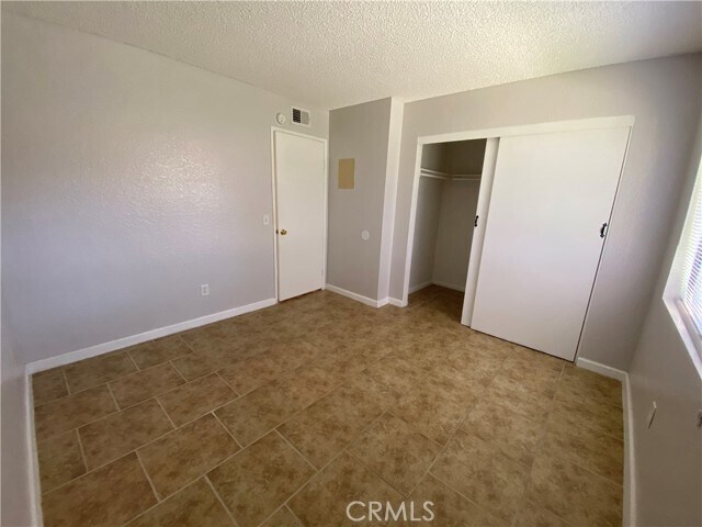 Building Photo - 22886 Hilton Head Dr