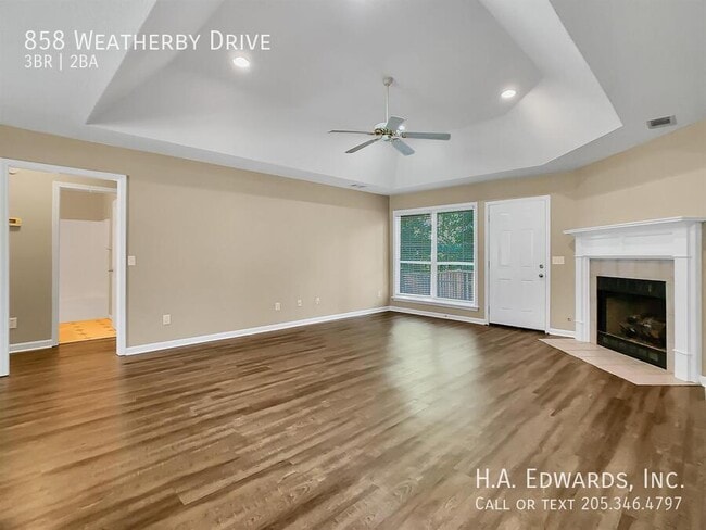 Building Photo - 858 Weatherby Dr