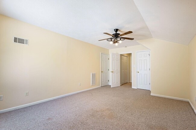 Building Photo - 422 Northrop Pl