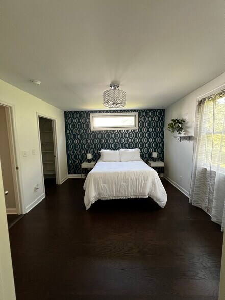 Primary bedroom - 60 Jay St