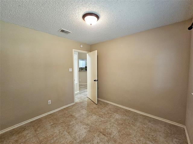 Building Photo - 2705 Francisco Dr