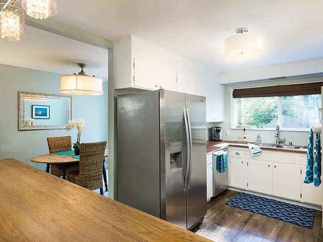 Building Photo - Family Friendly Home with Easy Commute Access in Scotts Valley!