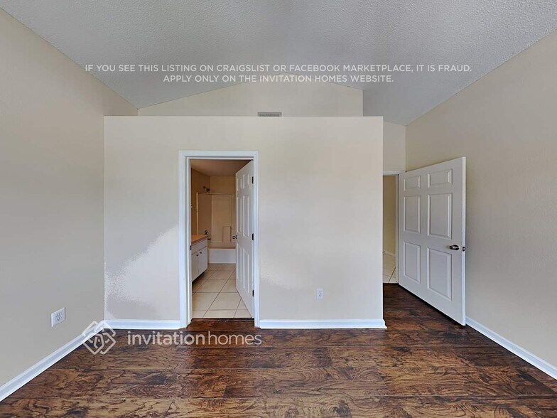 Building Photo - 129 Rollins Dr