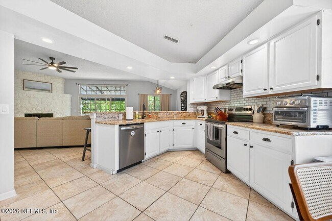 Building Photo - 3534 Millcrest Dr