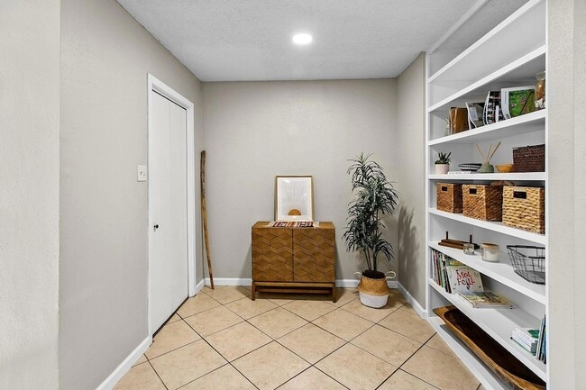Building Photo - 17575 Ranch to Market Rd 150