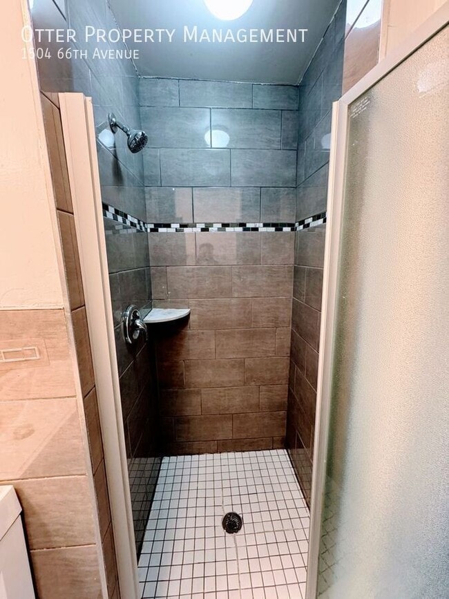 Building Photo - 1504 66th Ave