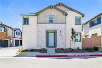 Building Photo - 31695 Hans Dr