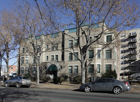 Building Photo - Cross Apartments