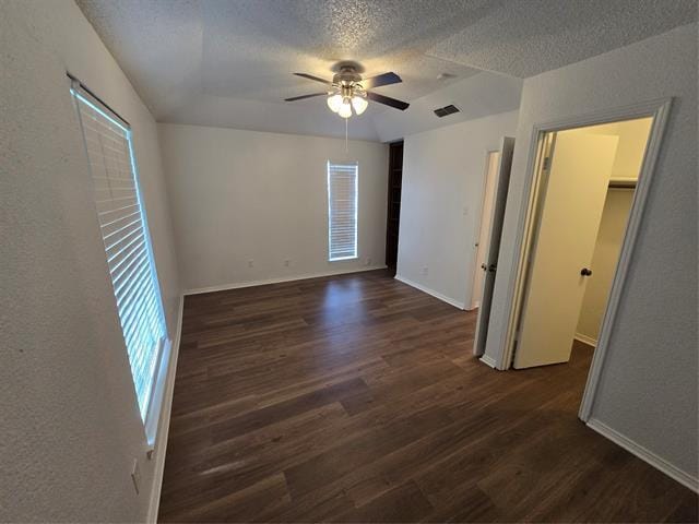 Building Photo - 7451 N College Cir