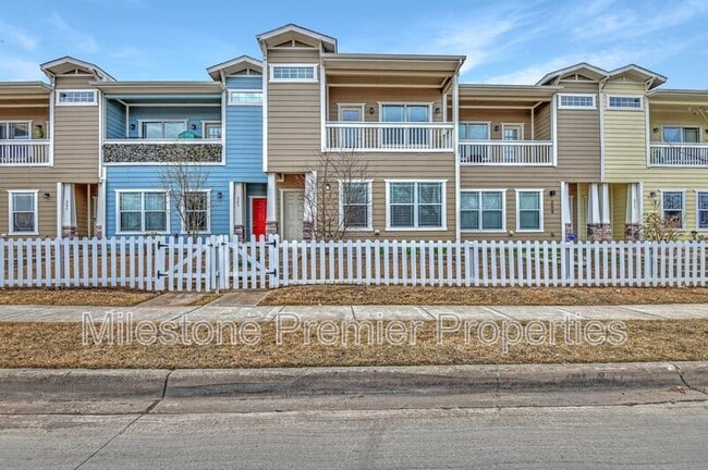 Primary Photo - 207 Starr St