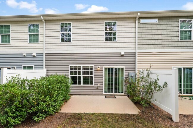 Building Photo - 128 Cobalt Creek Way