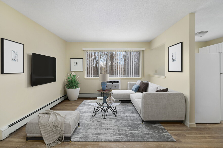 Building Photo - East Bay Apartments