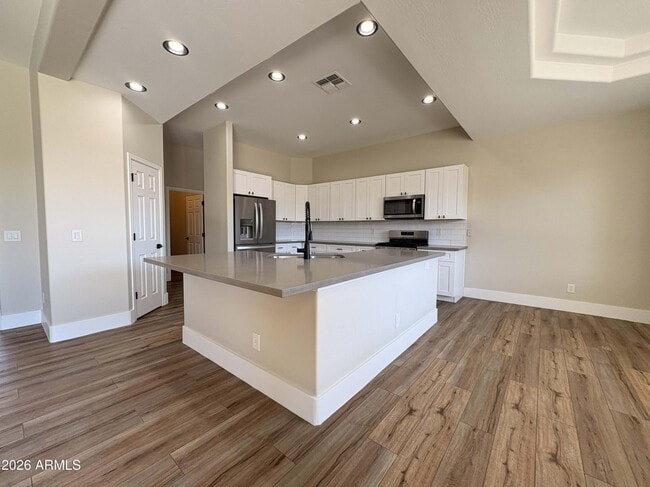 Building Photo - 13031 W Stella Ct