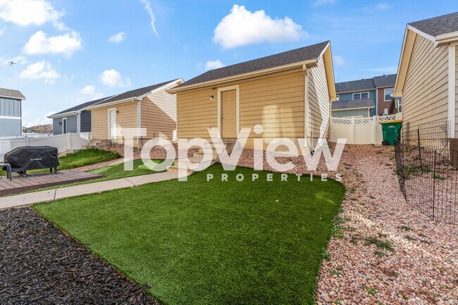 Building Photo - 2259 Falkirk Dr