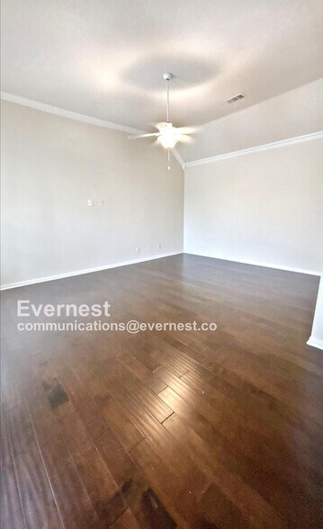 Building Photo - 4633 San Marcos Way