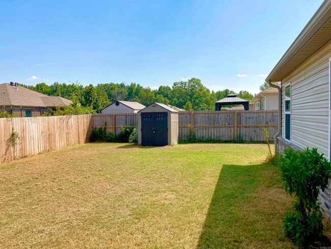 Building Photo - Contact Peggy at 501-676-1758