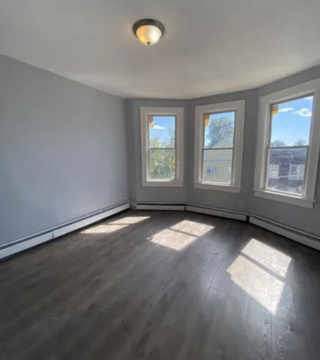 Primary Photo - 45 W 54th St