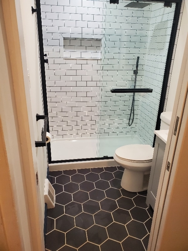 Building Photo - 541 Watkins St