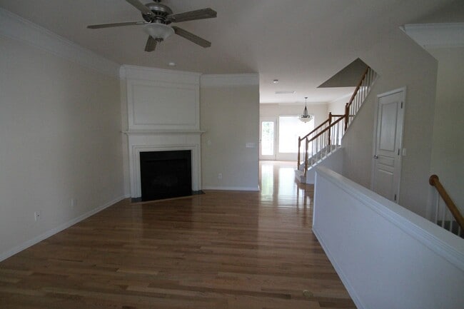 Building Photo - Exclusively Offered by Muse Realty, LLC