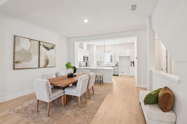 Building Photo - 3133 4th Ter N