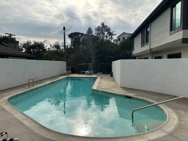 Building Photo - 3435 Reynard Way