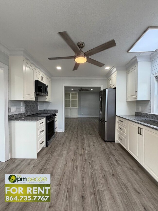 Building Photo - 134 Bennetts Bridge Rd