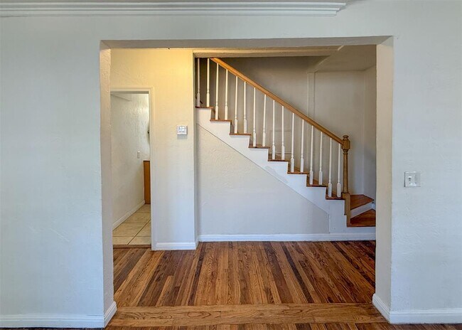 Building Photo - 2341 NW 37th St