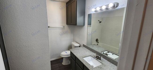Building Photo - 3820 Coates Cir