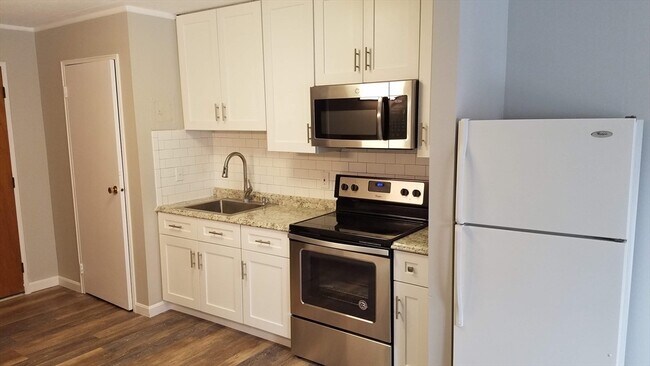 Building Photo - 40 Cochituate Rd