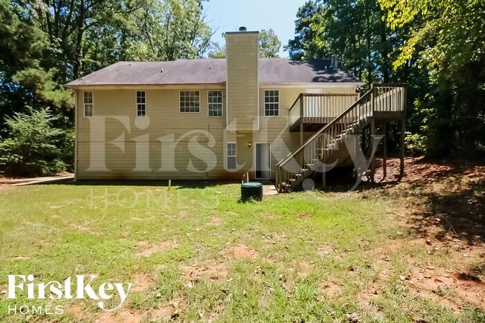 Building Photo - 4435 Old Fairburn Rd