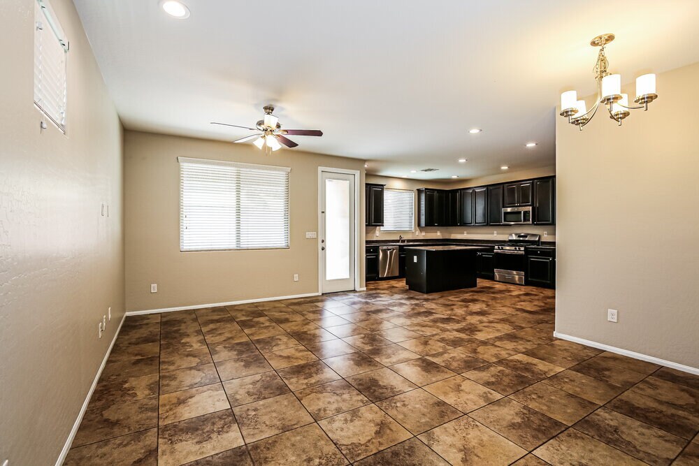 Building Photo - 6406 Kellyville Dr