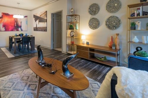 Building Photo - 13425 Ranch Rd 620 N