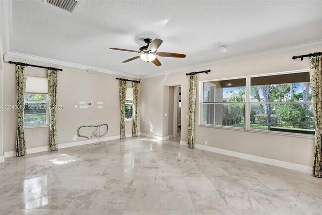 Building Photo - 7607 NW 127th Manor