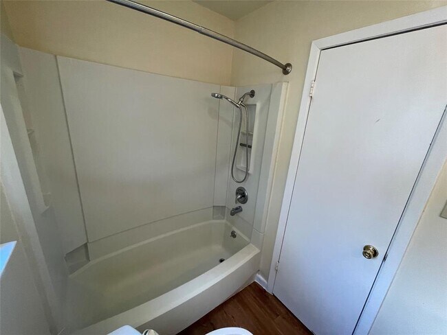 Building Photo - 4900 Cana Cove