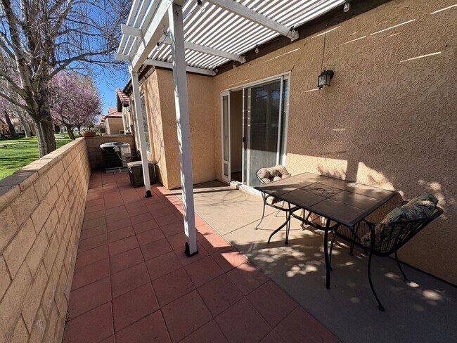 Building Photo - COMING SOON! 55 Community Condo no shared walls