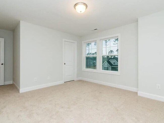 Building Photo - 544 Jones Blf Wy